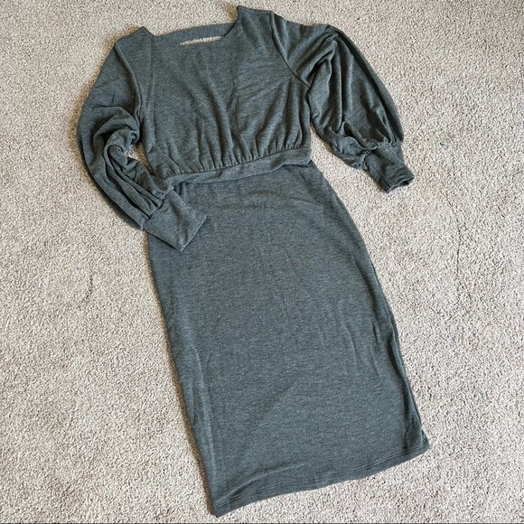 Vici dolls collection gray sweater dress puff sleeve open back large fitted fall - Picture 2 of 5